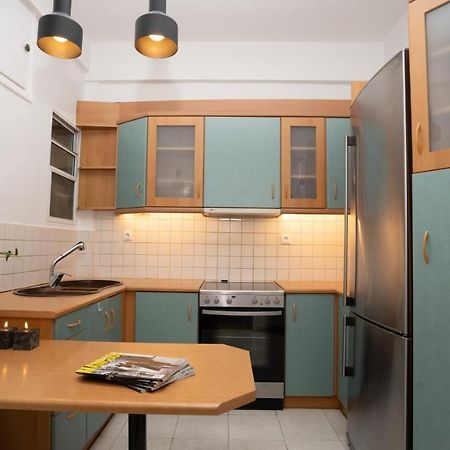 City Center Apt. On A Traffic Free Street Athen Eksteriør bilde