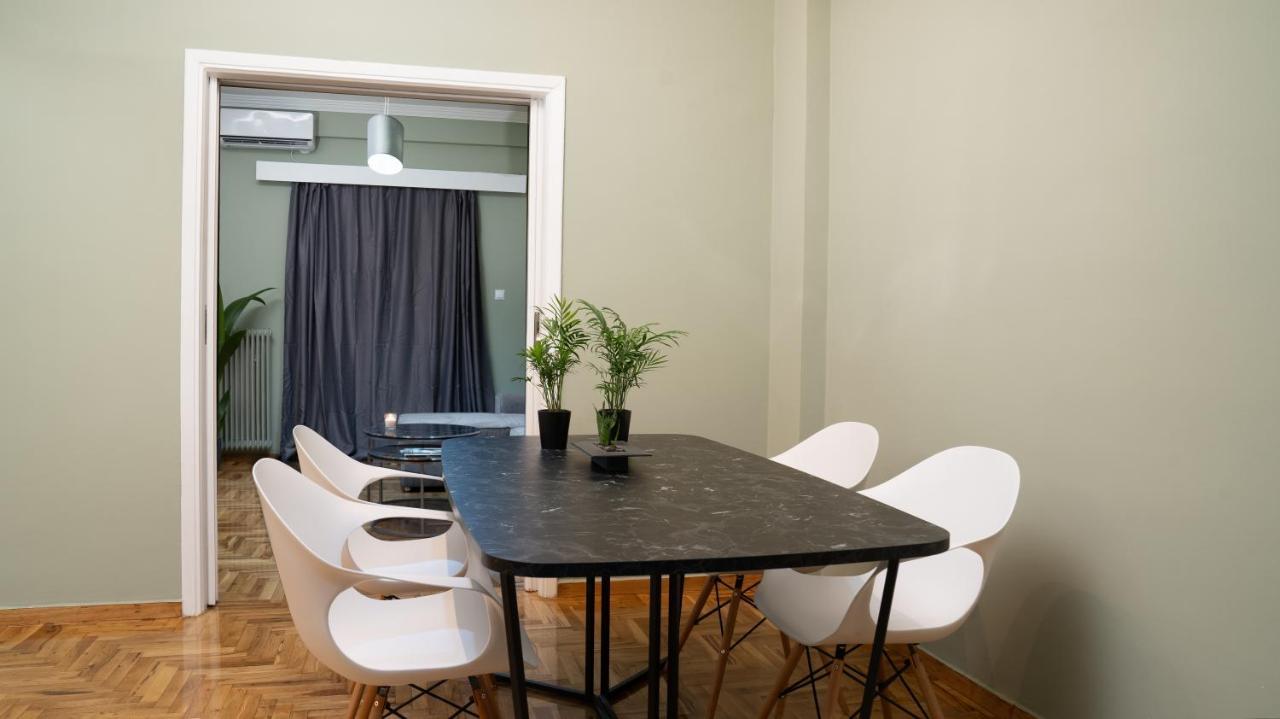 City Center Apt. On A Traffic Free Street Athen Eksteriør bilde
